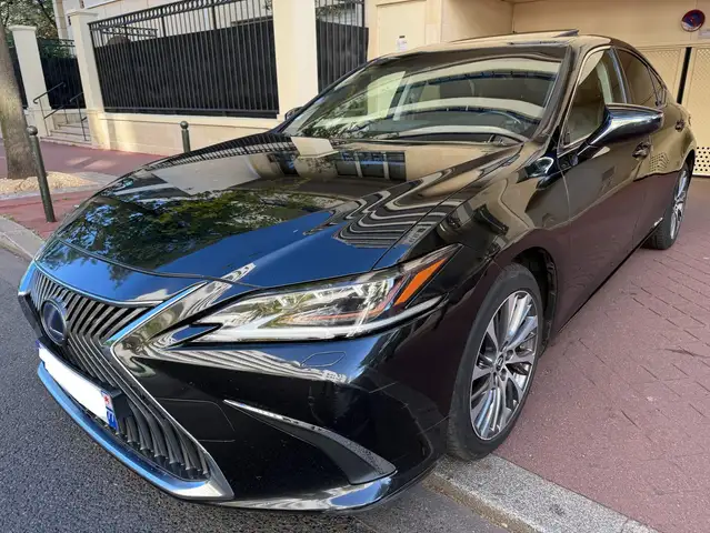 Lexus ES 300 16500ht 300H LUXE