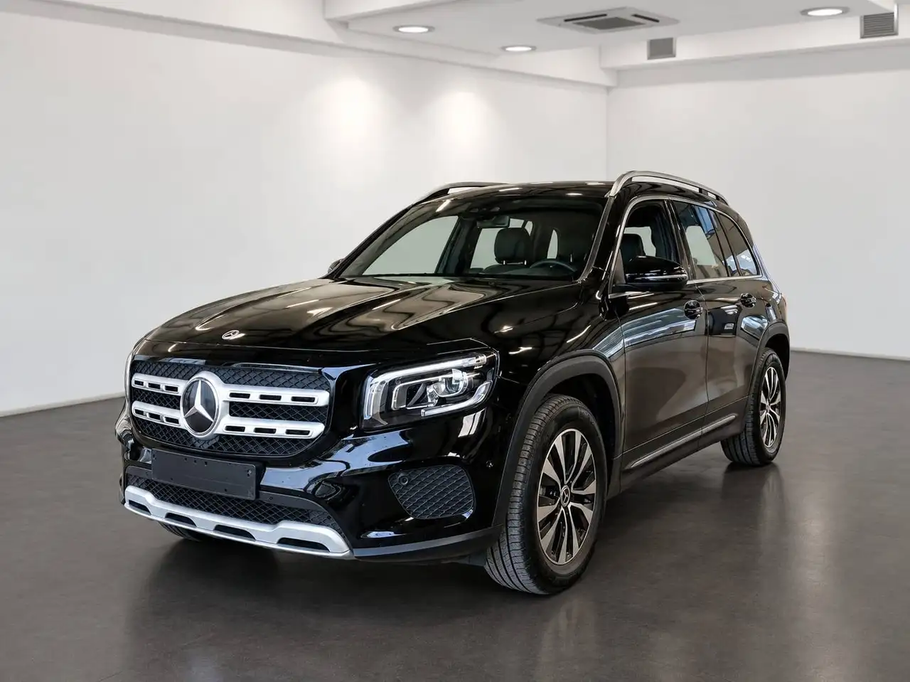 Mercedes-Benz GLB 180