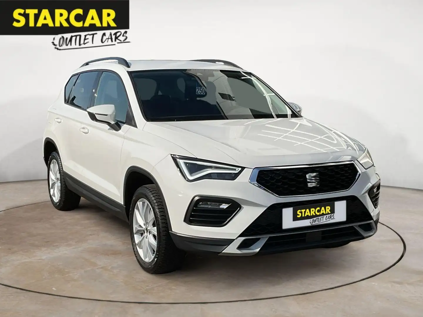 SEAT Ateca STYLE 1.0TSI+NAVI+ACC+WINTER-PAKET+RFK+eHK+ Bílá - 1