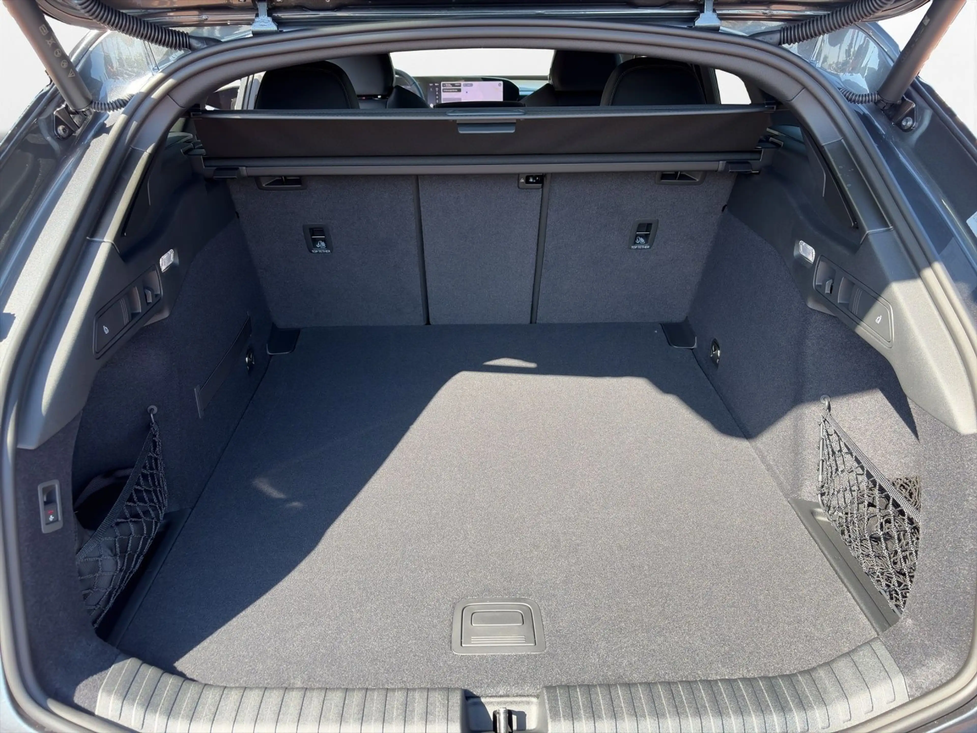 Audi A6 e-tron QUATTRO+S-LINE+AHK+LUFT+AR-HUD — photo 10
