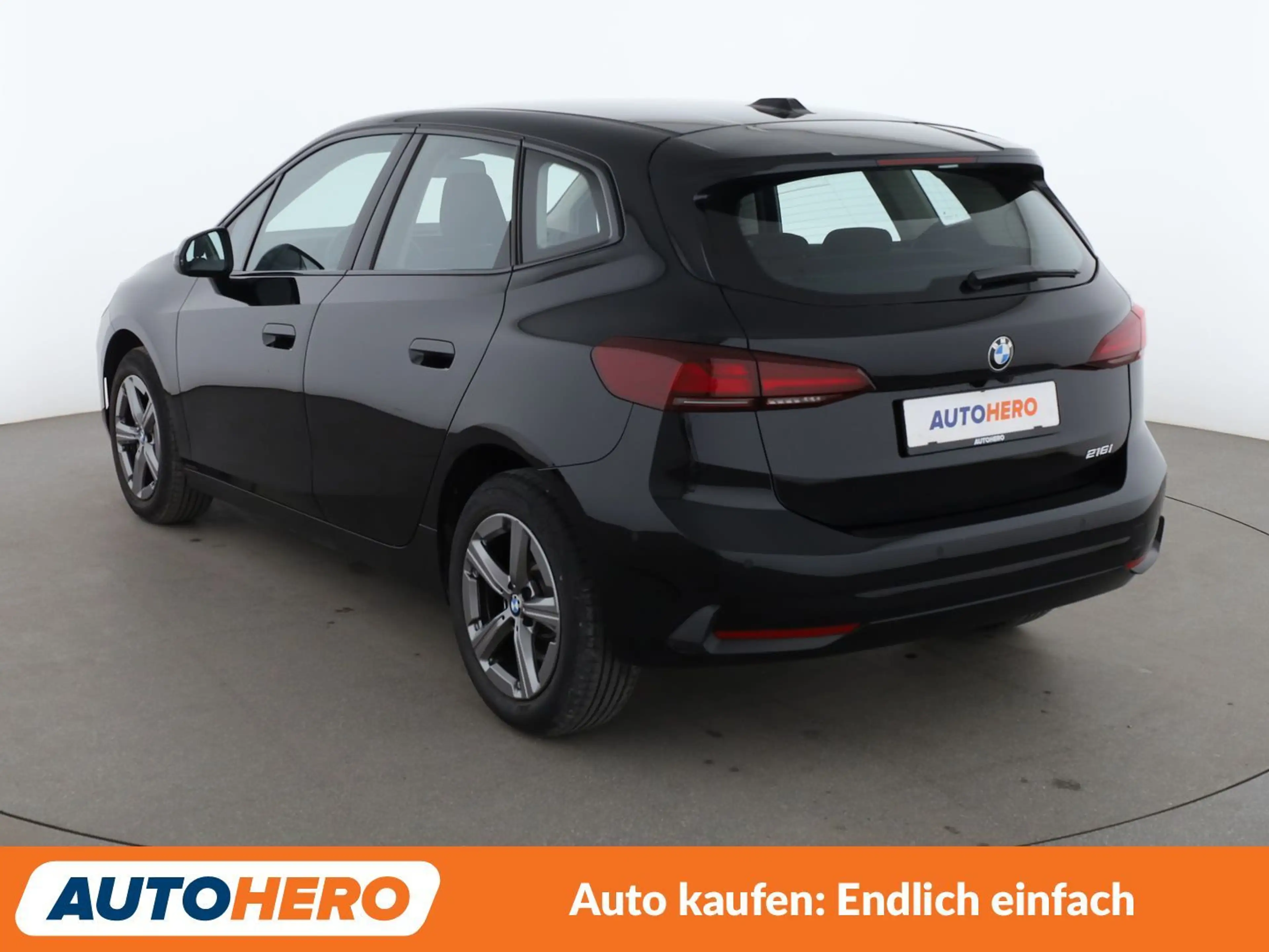 BMW 216 i Active Tourer  Aut.*NAVI*CAM*TEMPO* — photo 4