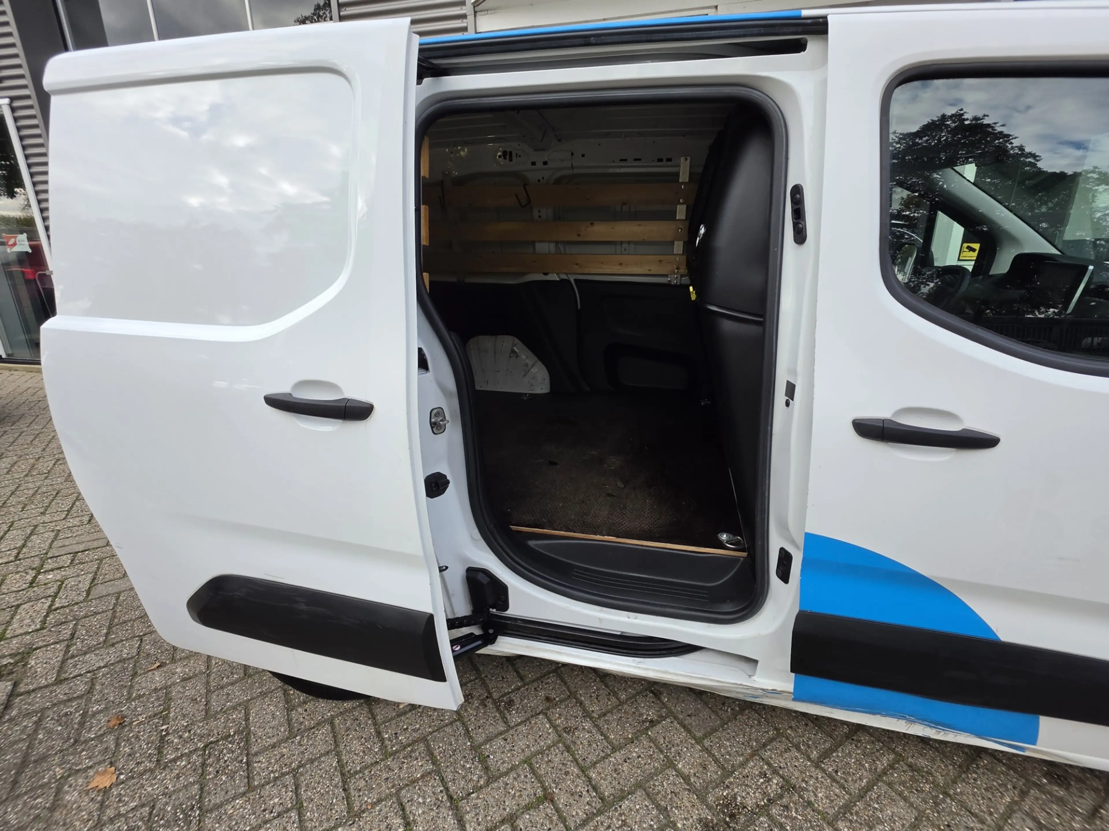 Peugeot Partner 1.5 BlueHDI 3 Zit New Motor Bij Dealer Vervangen — photo 12