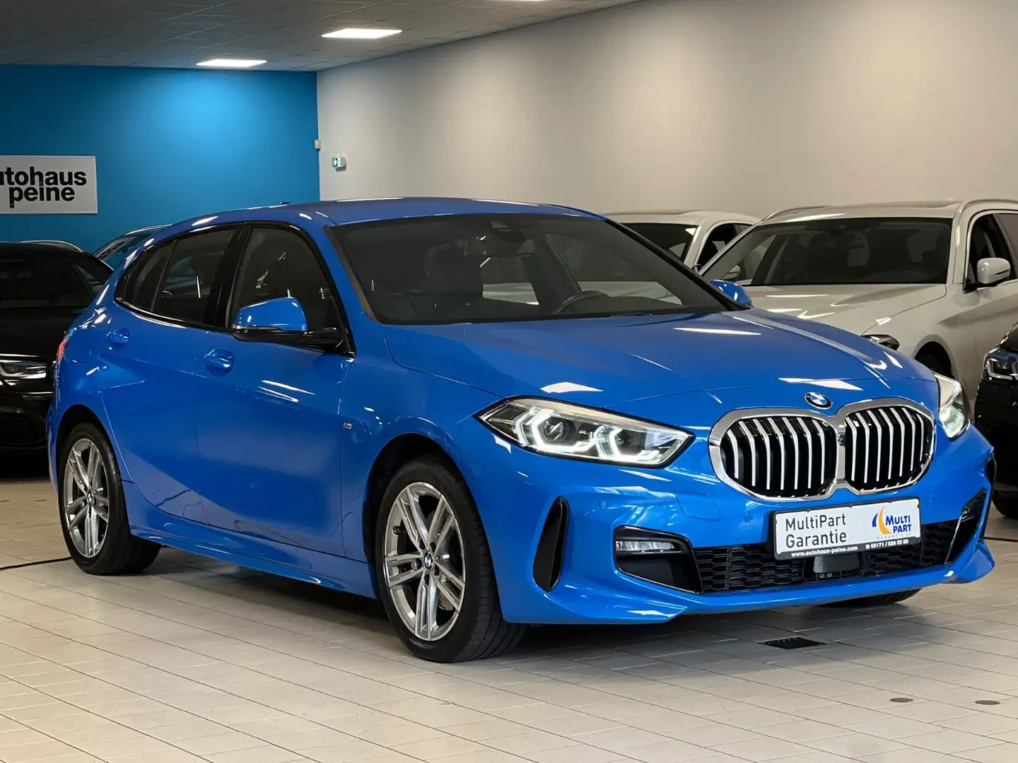 BMW 118 d/LCPProf/Navi/LED/AHK/Temp/LenkrHz/M-Sport Blau - 1