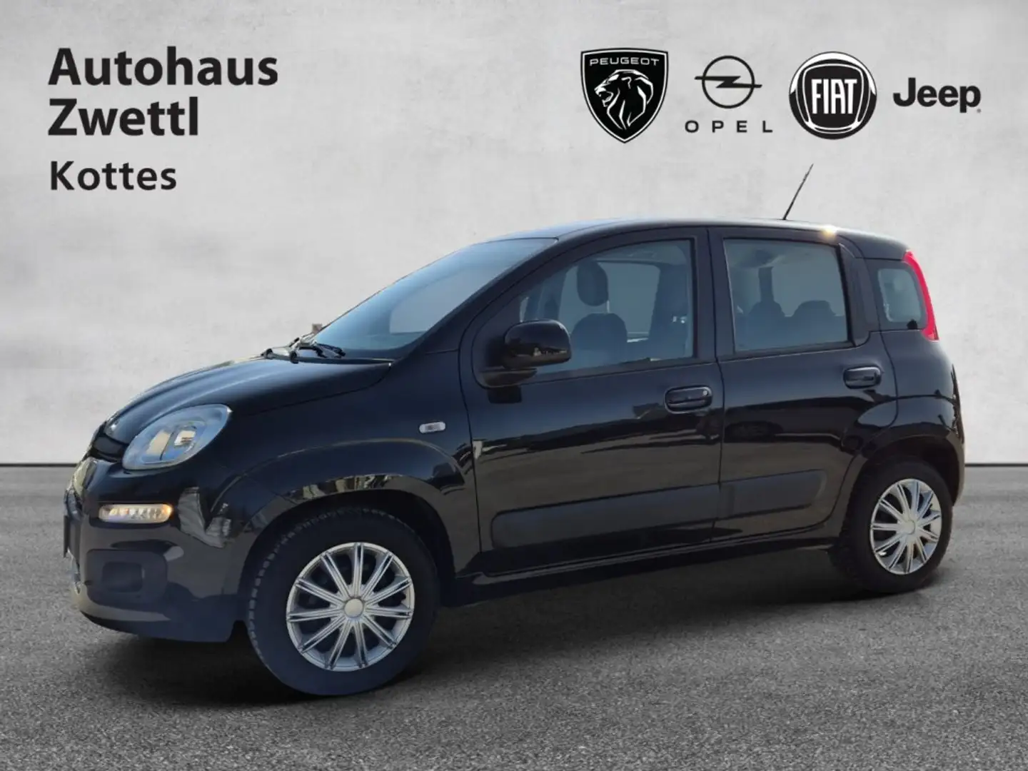 Fiat Panda 1.2 69 Lounge *Sitzheizung* Zwart - 1
