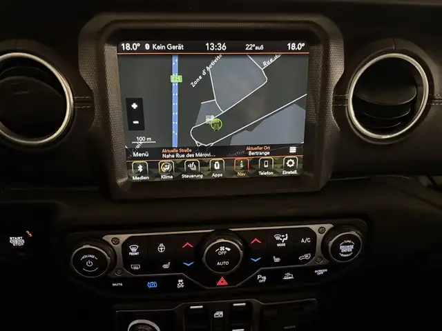 Jeep Wrangler view 3