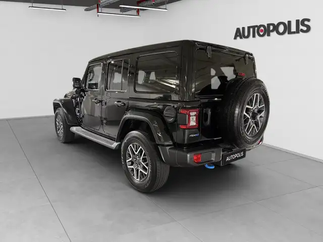 Jeep Wrangler view 14