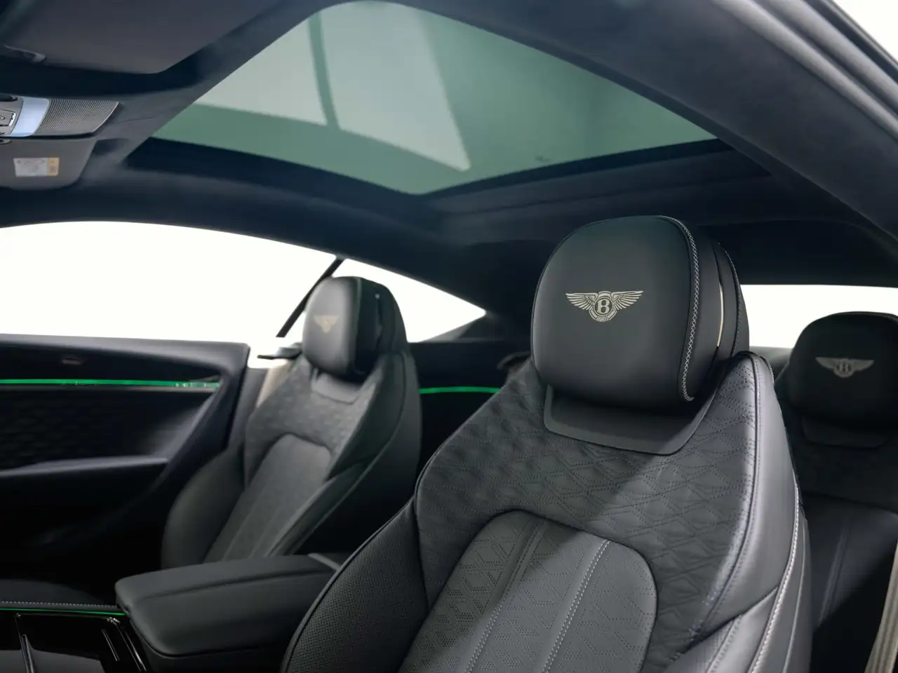 Bentley Continental GT 2026 — фото 14