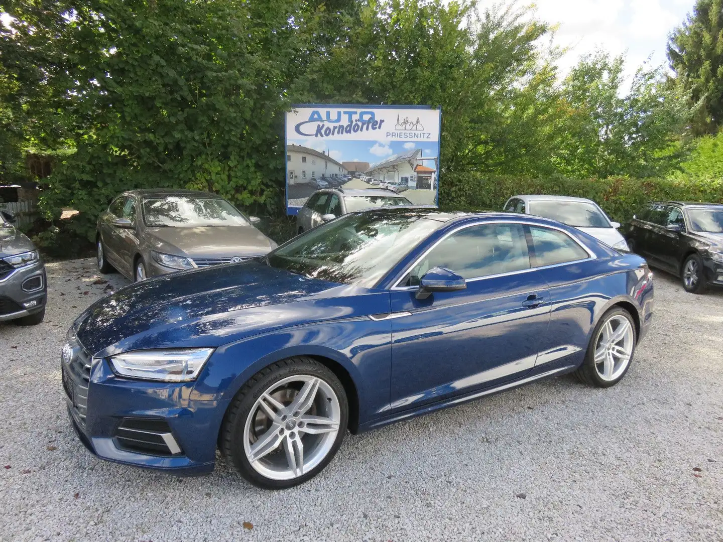 Audi A5 Coupe 2.0 TFSI sport Blau - 2