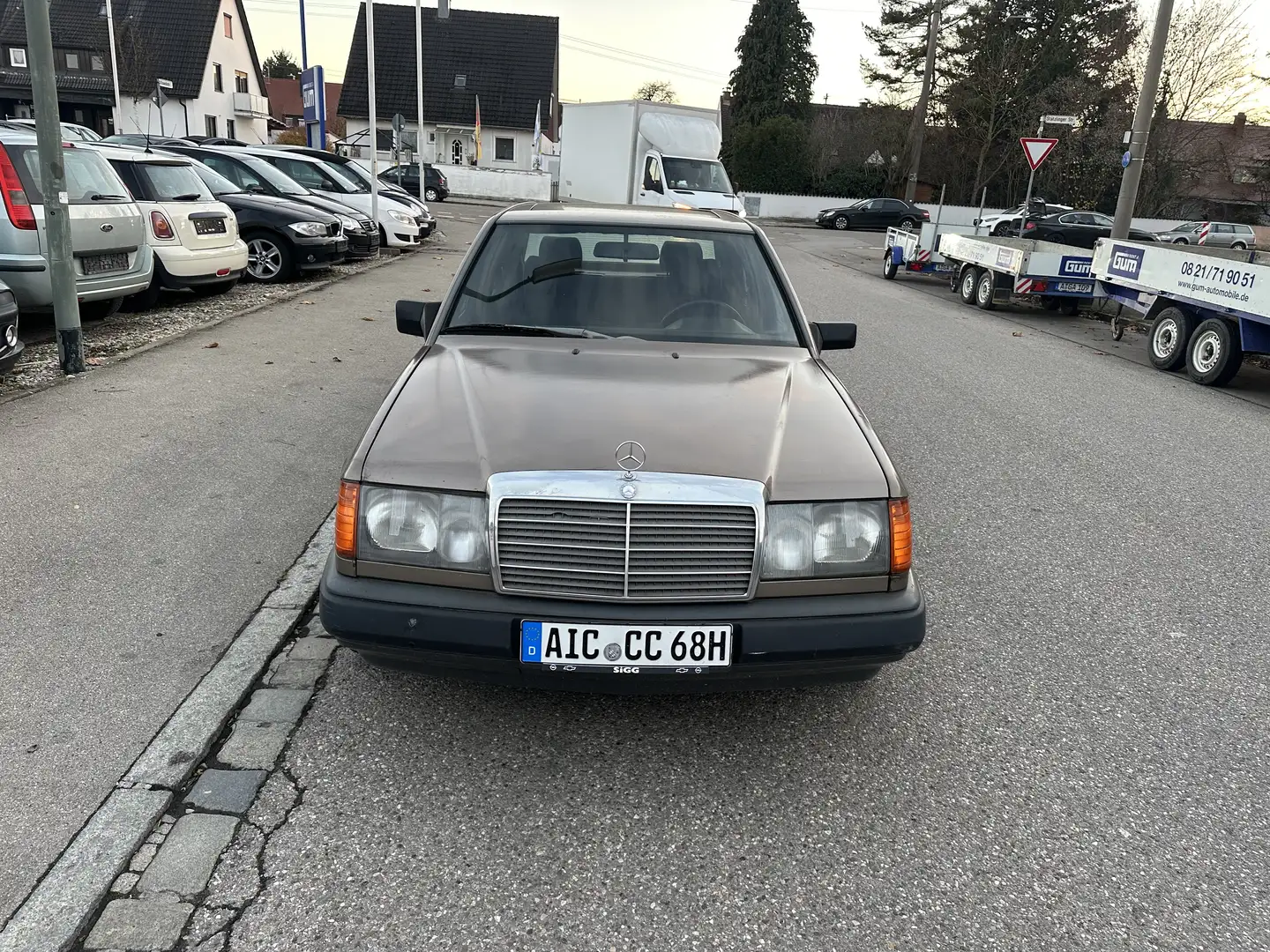 Mercedes-Benz 250 - 1
