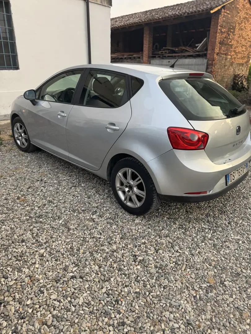 SEAT Ibiza 5p 1.4 tdi Stylance c/radio 80cv dpf - 1