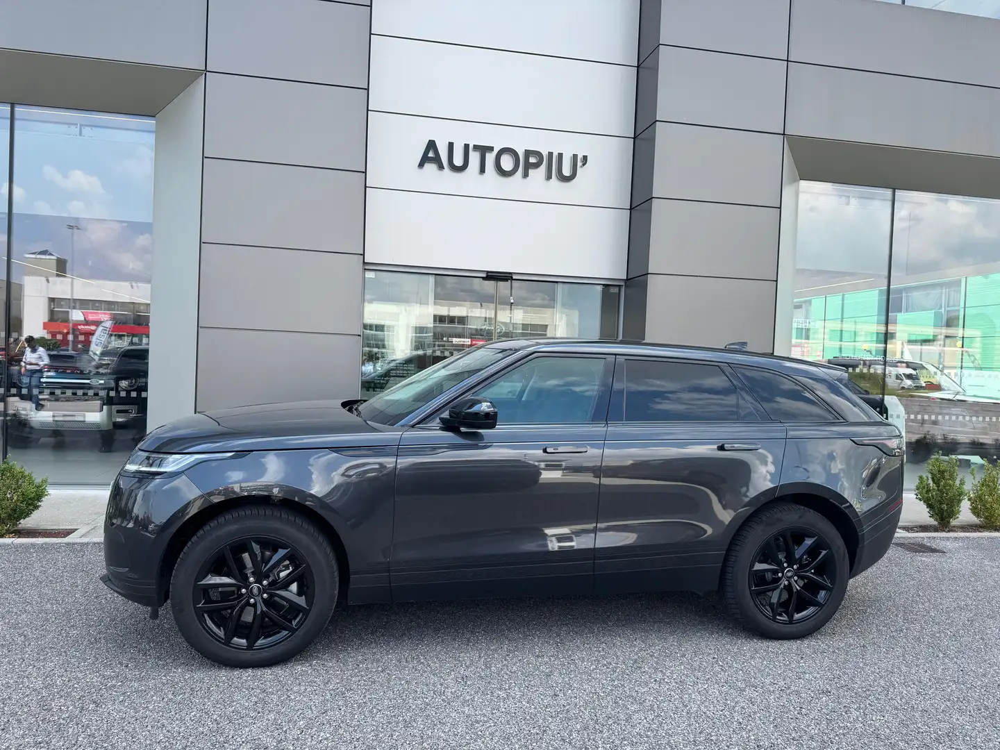 Land Rover Range Rover Velar Range Rover Velar 2.0d i4 mhev S 4wd 204cv auto Grigio - 2