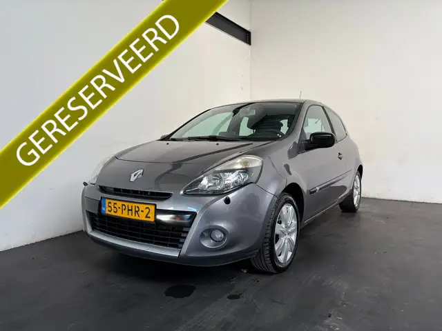 Renault Clio 1.6 20th Anniversary. Automaat!