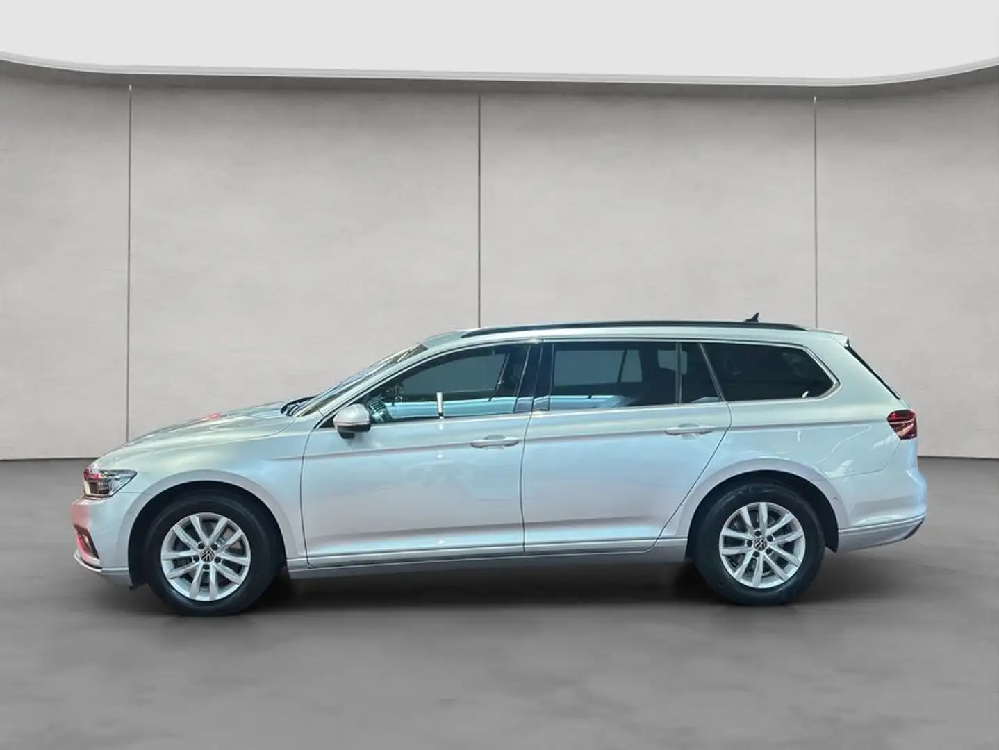 Volkswagen Passat Variant 2.0 TDI SCR DSG Business Silber - 2