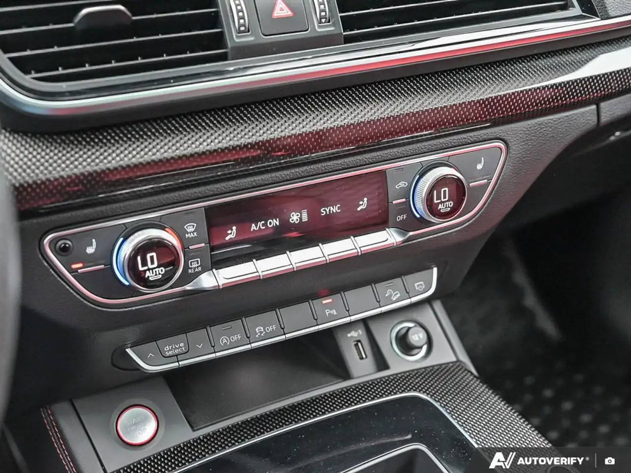 Audi SQ5 снимка Audi SQ5