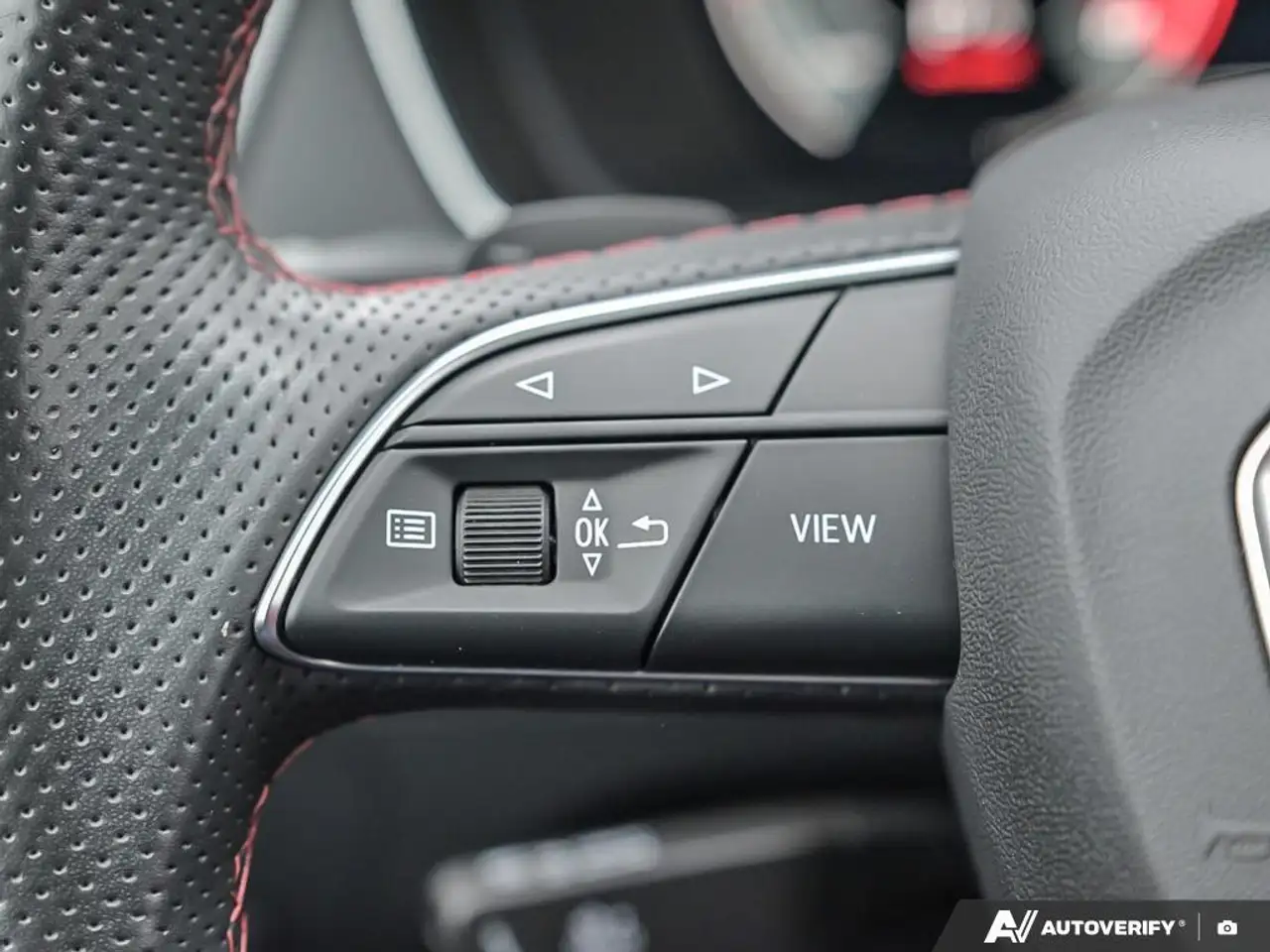 Audi SQ5 снимка Audi SQ5