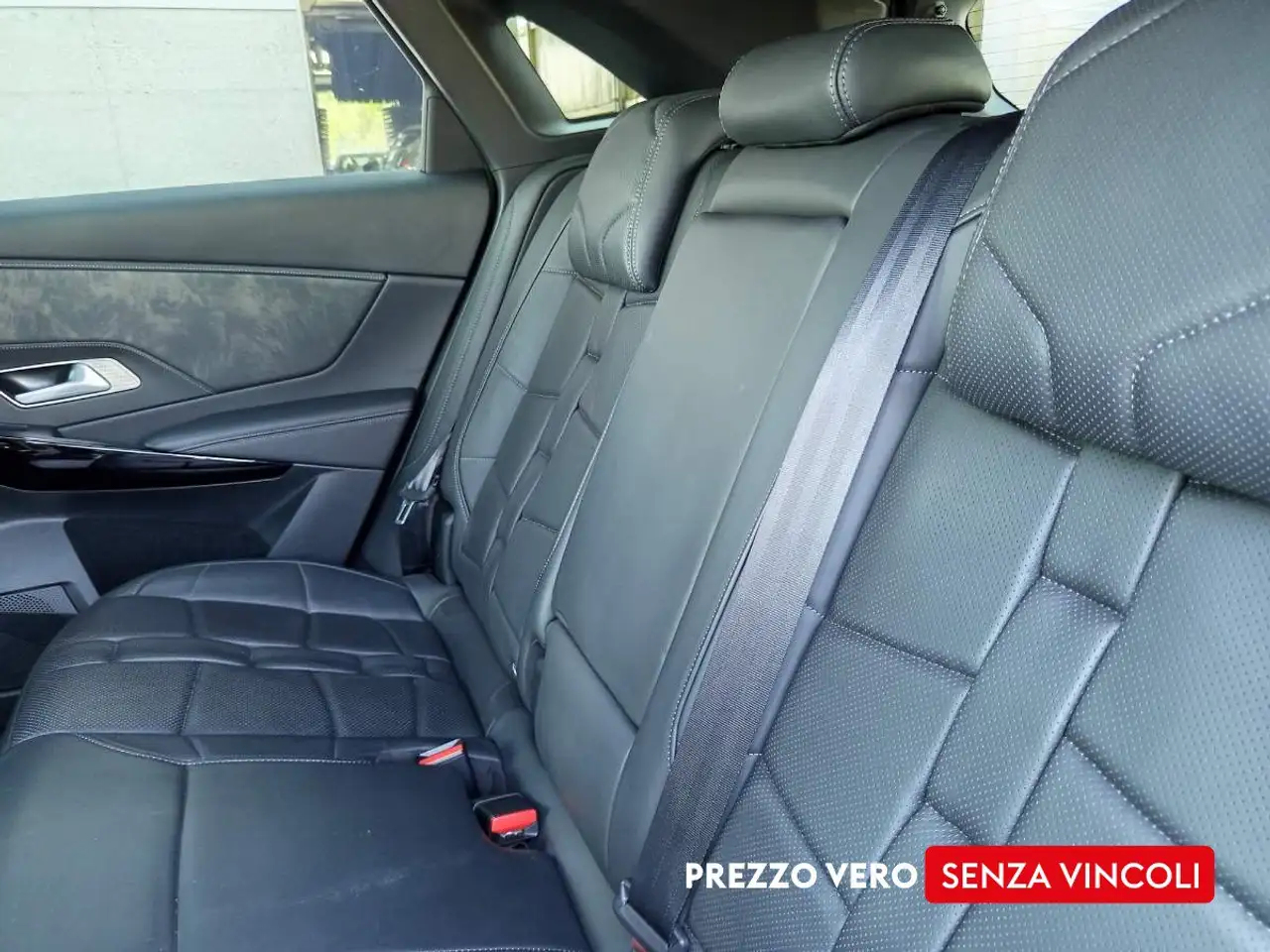 DS Automobiles DS 7 Crossback 2022 — фото 13