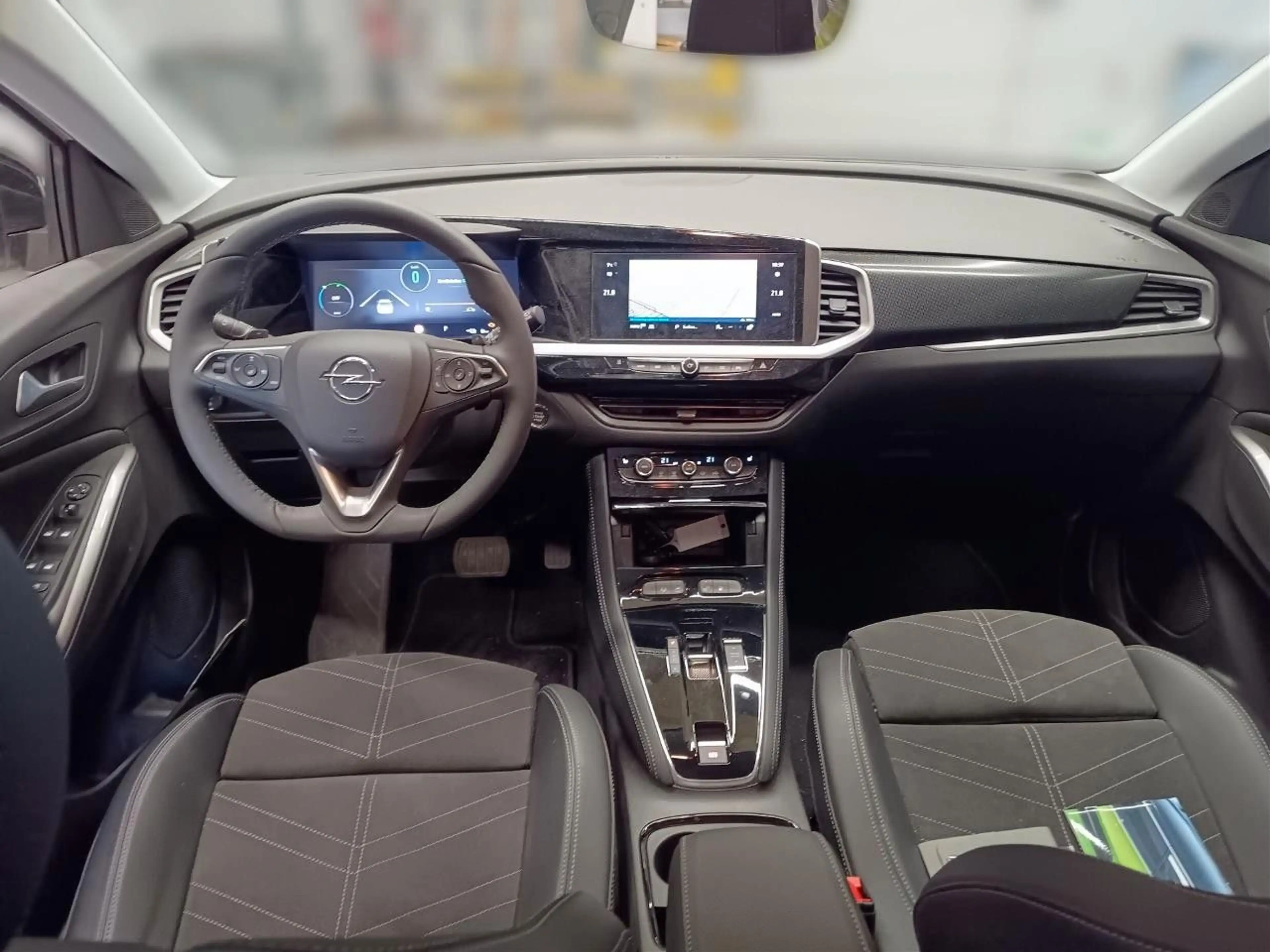 Opel Grandland X Grandland  1.6T PHEV FWD AT8 Ultimate 7,4OBC AHK — photo 6