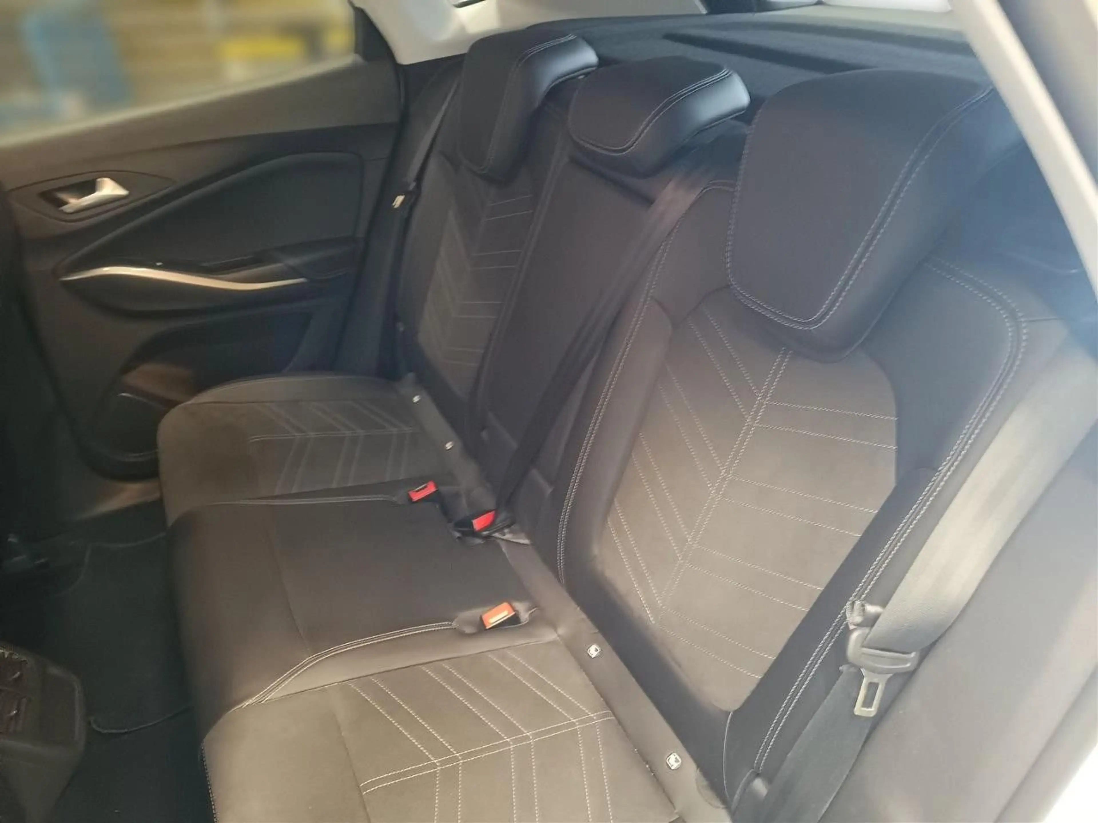 Opel Grandland X Grandland  1.6T PHEV FWD AT8 Ultimate 7,4OBC AHK — photo 8