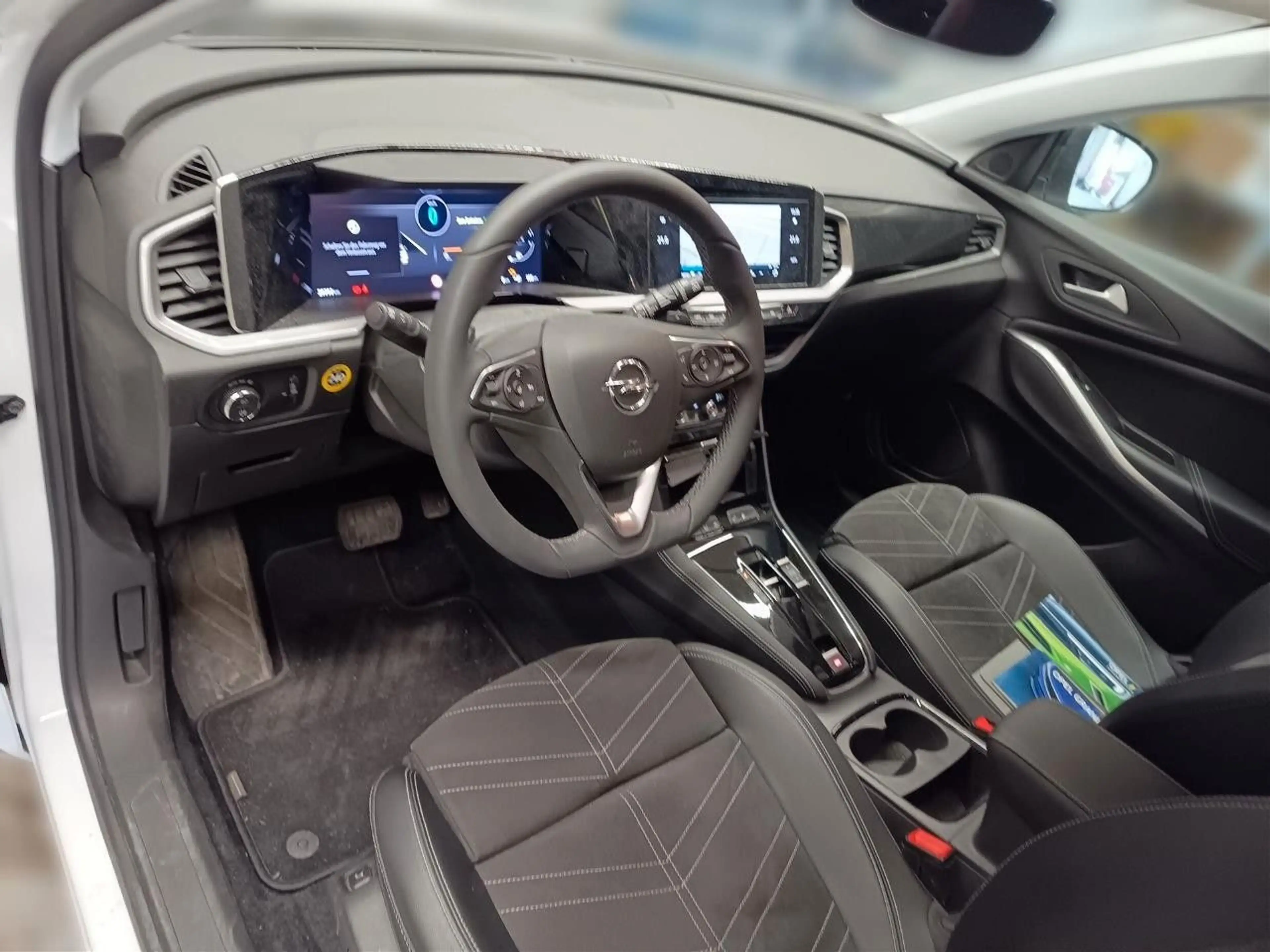 Opel Grandland X Grandland  1.6T PHEV FWD AT8 Ultimate 7,4OBC AHK — photo 5