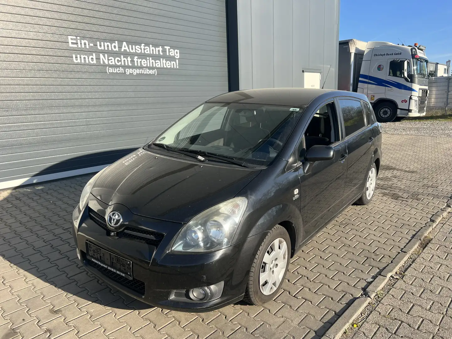 Toyota Corolla Verso 2.2 D-CAT DPF Executive,7sitzer,Navi,Klima,AHK,360 Schwarz - 1