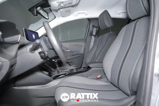 Peugeot 208 view 7