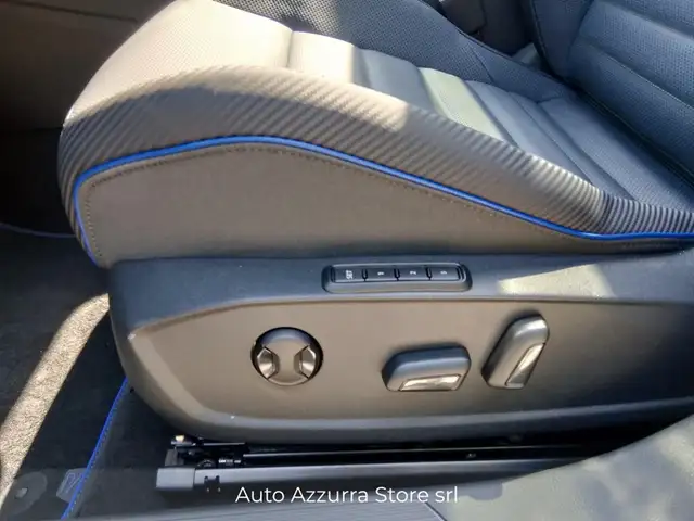 Volkswagen Golf view 10