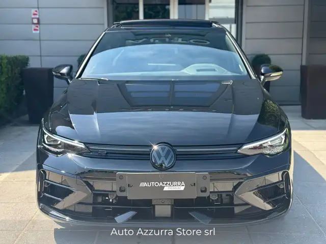 Volkswagen Golf view 2