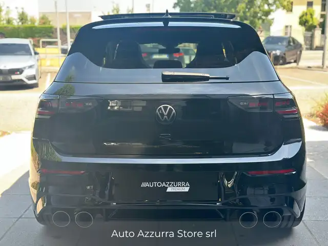 Volkswagen Golf view 5