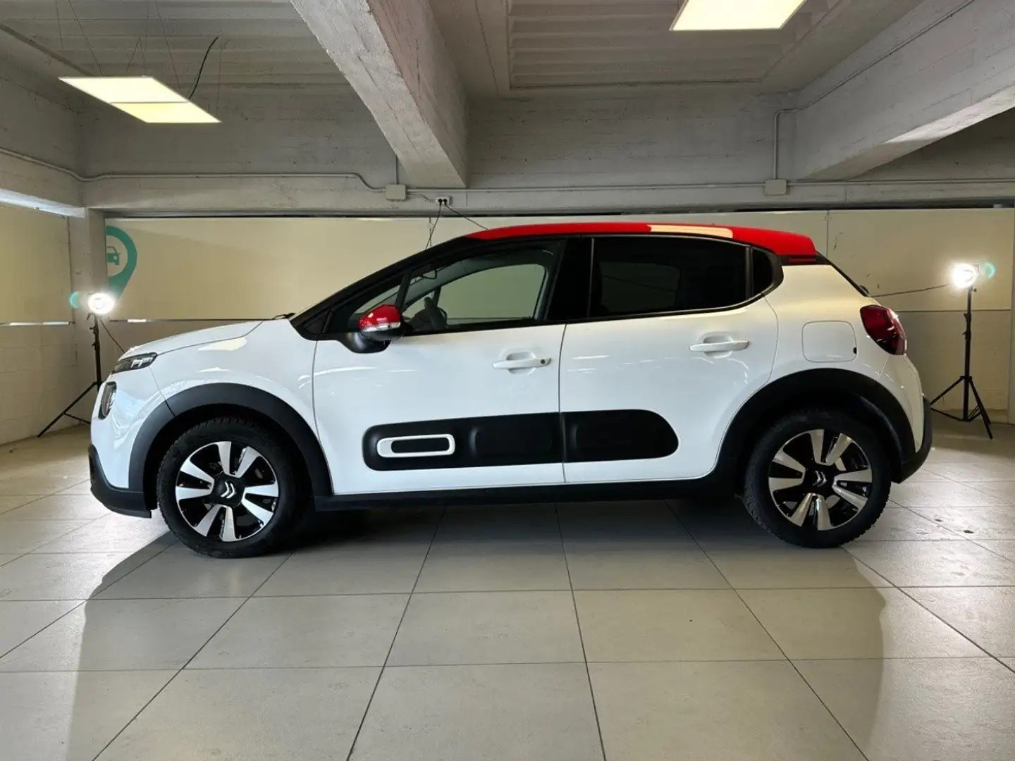 Citroen C3 PureTech 83 S&S Shine Blanc - 2