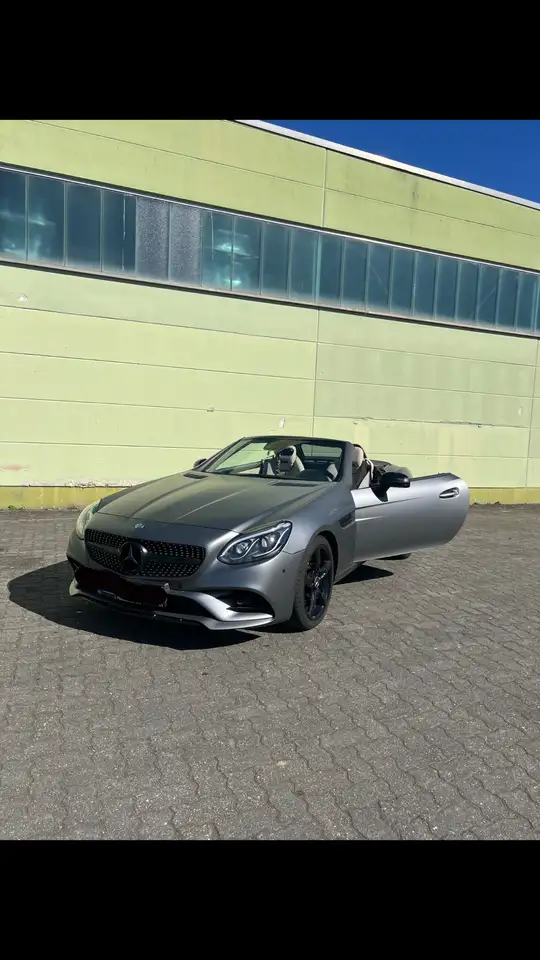 Mercedes-Benz SLC 200