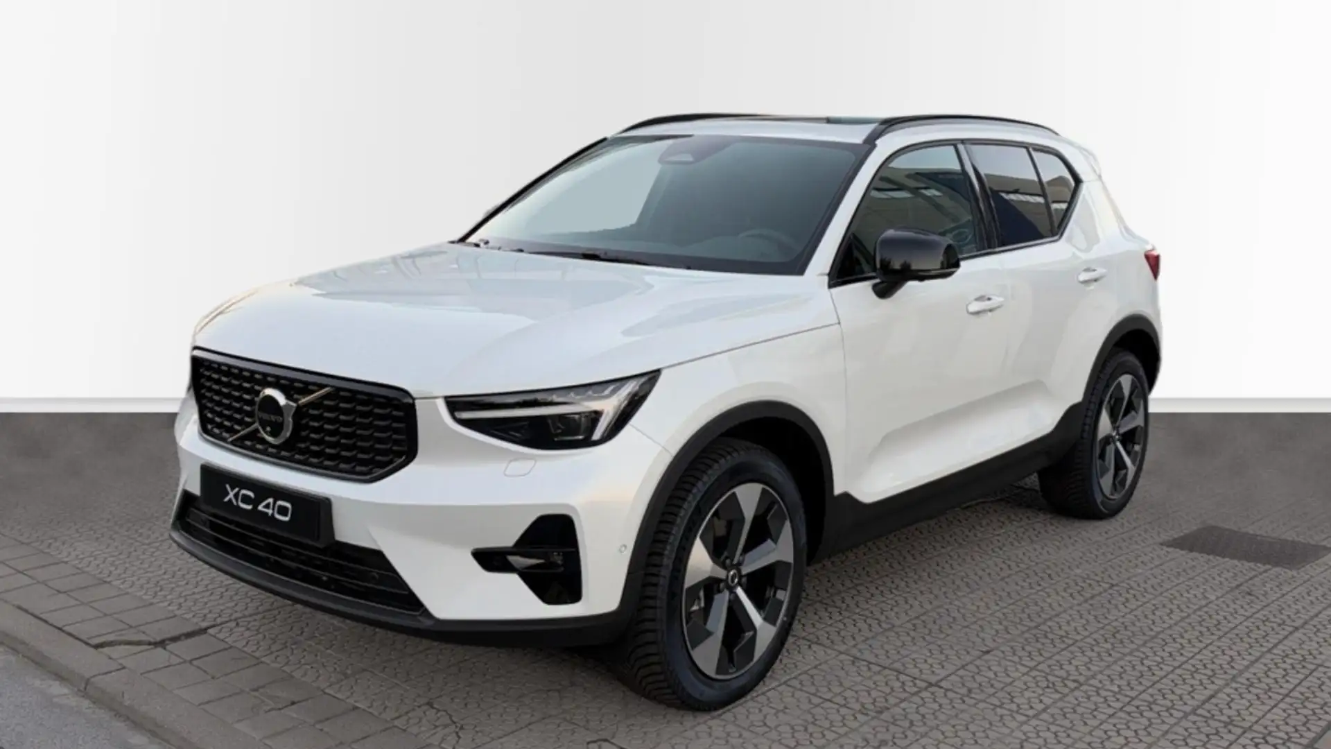 Volvo XC40 B3 Ultra Aut. Blanco - 1