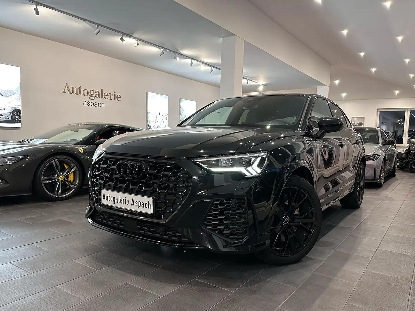 Audi RS Q3 Sportback|Sportabgas|DesignPak|OptikPak|280 Negro - 1