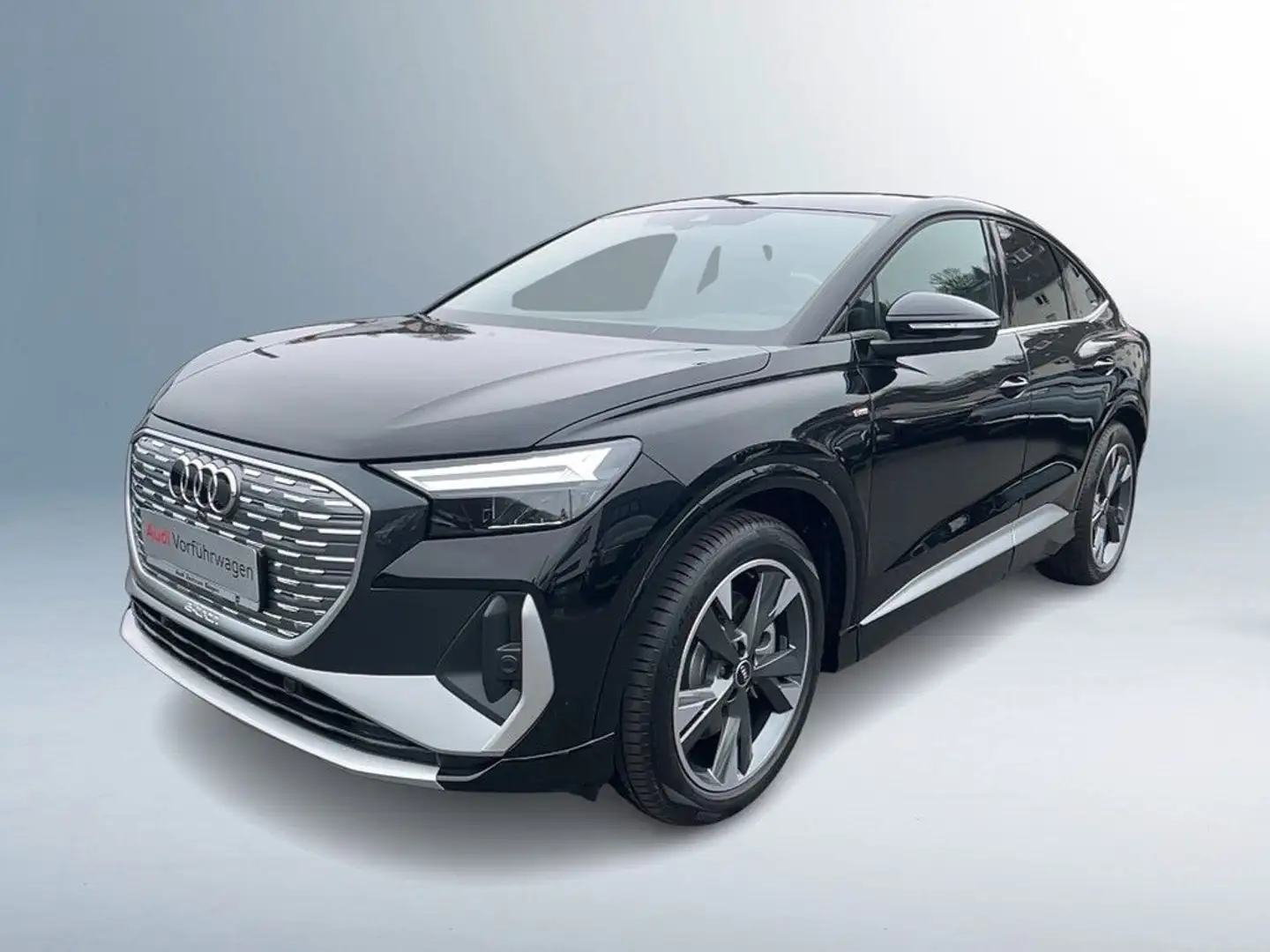 Audi Q4 e-tron Sportback 50 quattro Schwarz - 2