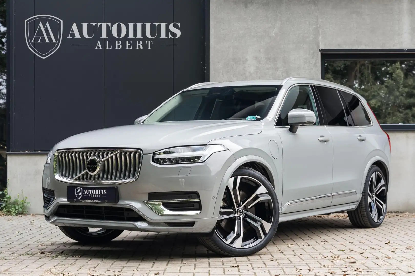 Volvo XC90 2.0 T8 Recharge AWD Ultra Bright Luchtvering 360c Grigio - 1