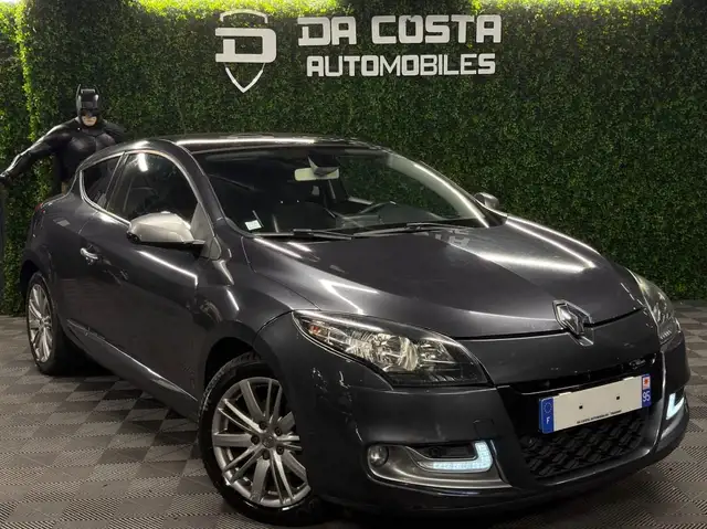Renault Megane view 2