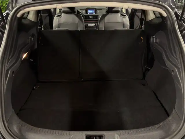 Renault Megane view 16
