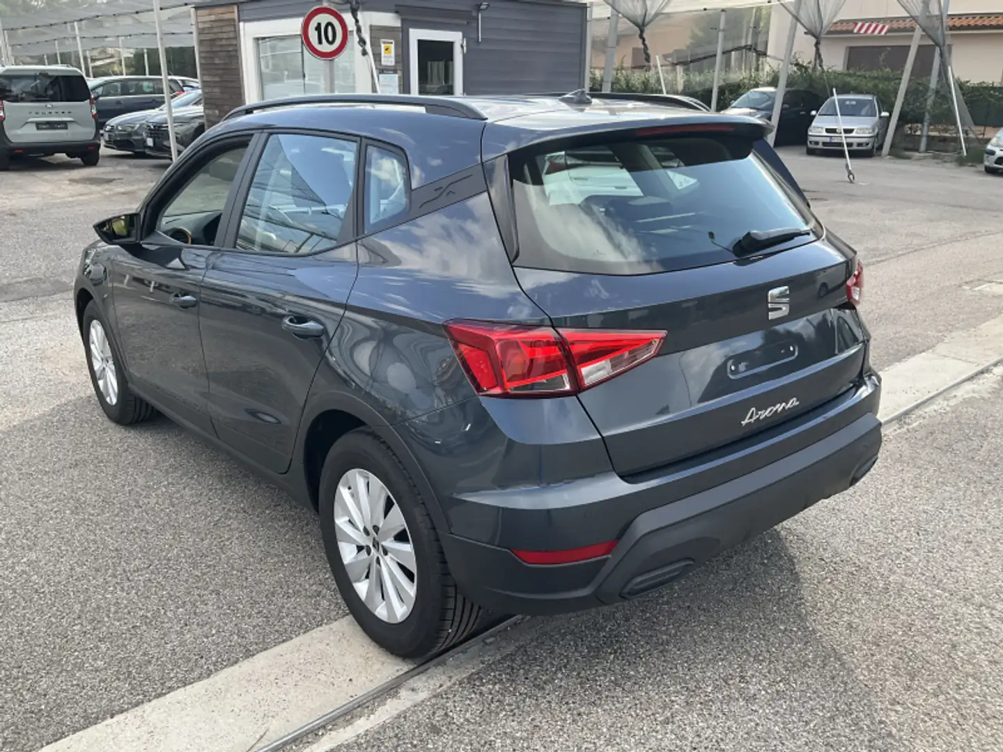 SEAT Arona 1.0 EcoTSI Style Grigio - 2