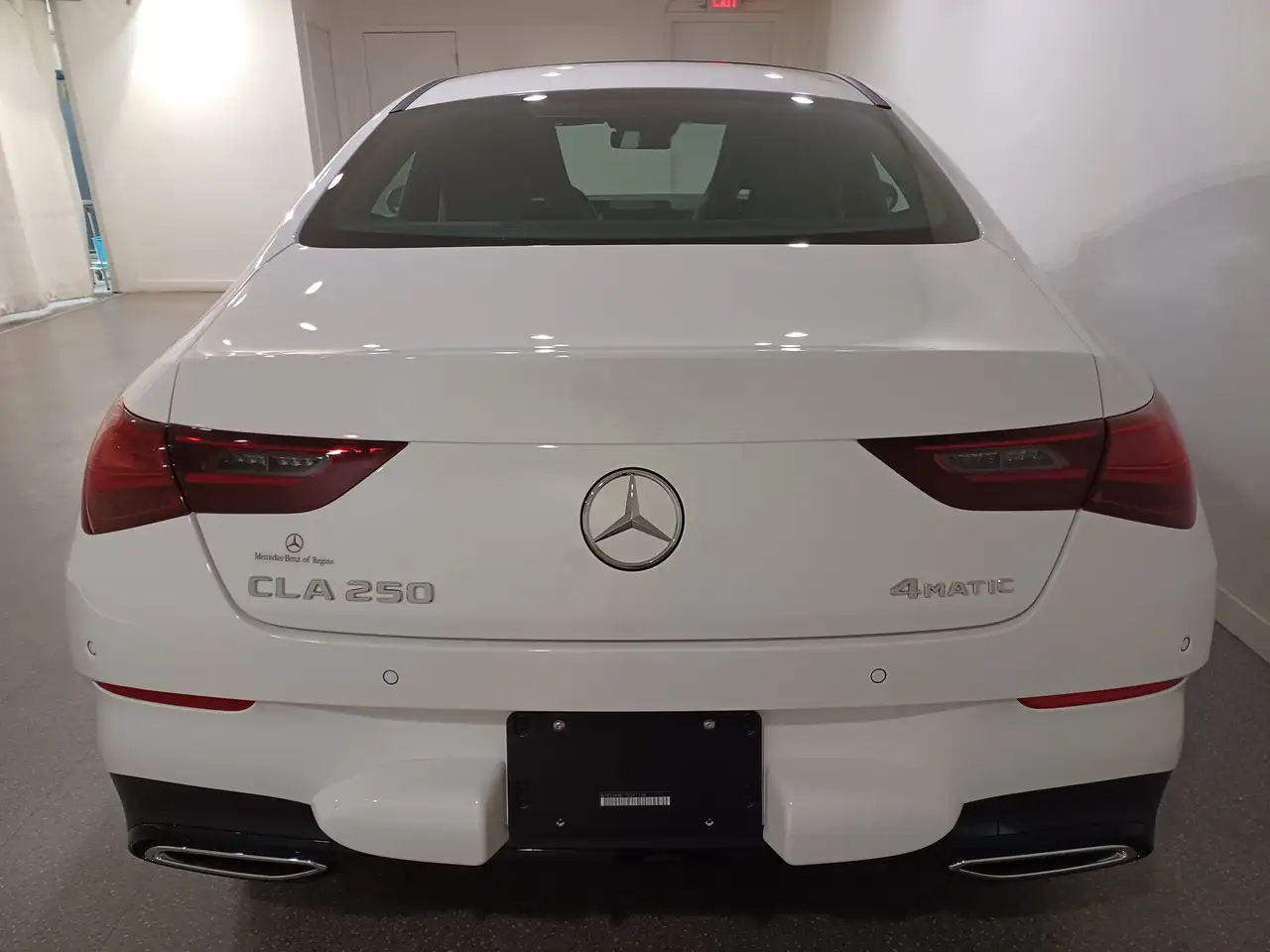 Mercedes-Benz CLA снимка Mercedes-Benz CLA
