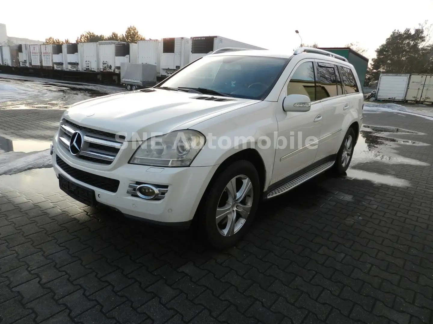 Mercedes-Benz GL 420 CDI 4Matic Weiß - 1