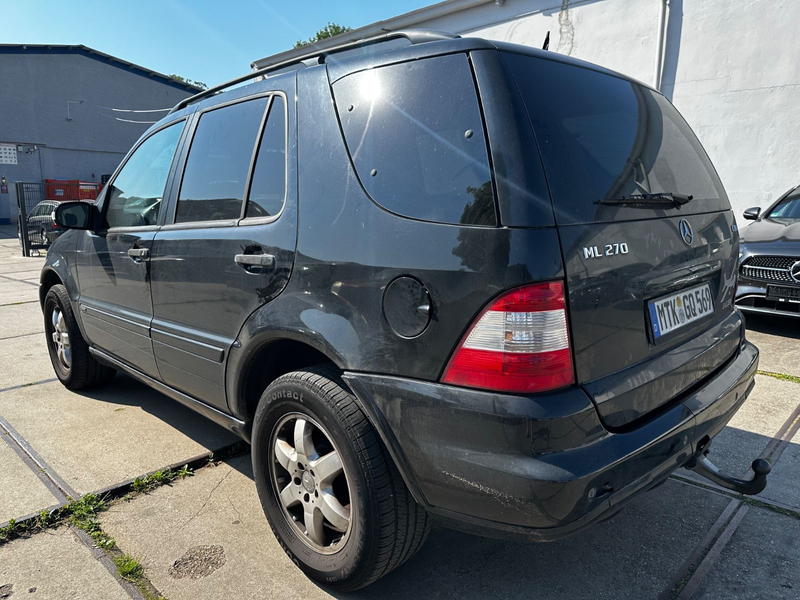 Mercedes-Benz ML 270 CDI, Inspiration, Aut., AHK, Schiebedach — photo 6