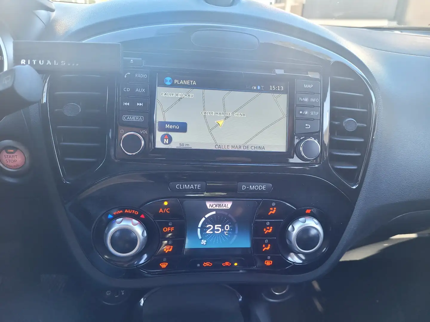 Nissan Juke 1.2 DIG-T Acenta 4x2 115 - 2