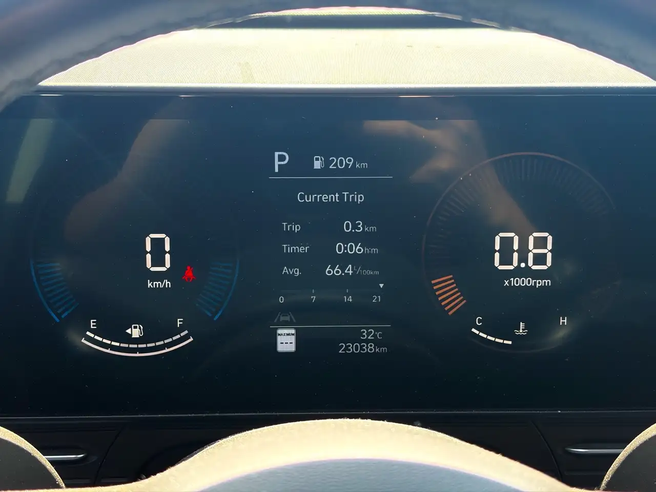 Hyundai KONA photo Hyundai KONA
