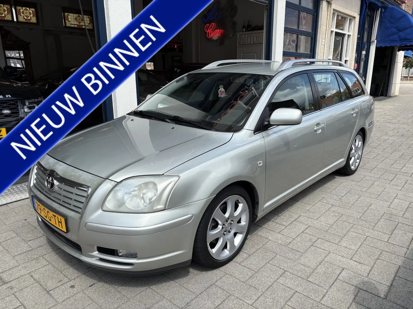 Toyota Avensis Wagon 2.0 VVTi Executive LEDER/CLIMA/CRUISE/EXPORT Grijs - 1