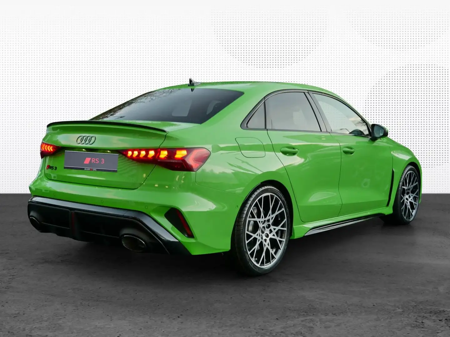 Audi RS3 2.5 TFSI qu. Matrix*Navi*Pano*RFK Grün - 2