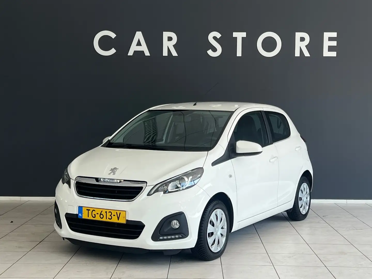 Peugeot 108 1.0 e-VTi Active NL AUTO AIRCO Wit - 1