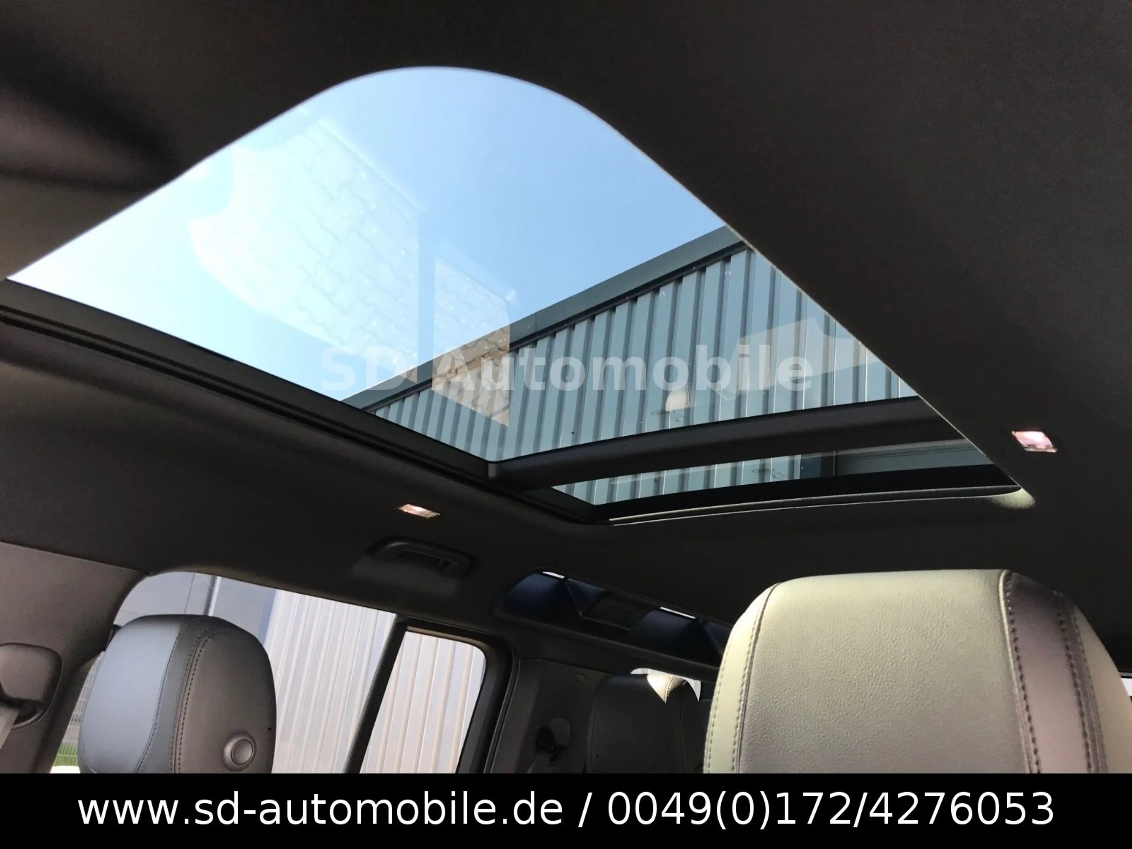 Land Rover Defender 110 X-Dynamic HSE 7-SITZER+BLACK-DESIGN — photo 9