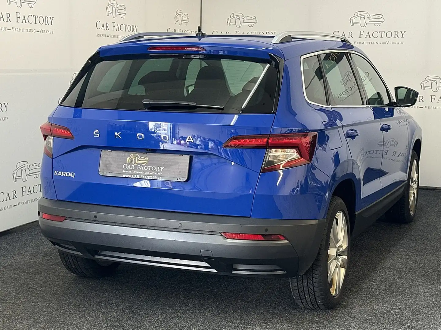 Skoda Karoq 1,0 TSI Ambition Limited Blau - 2