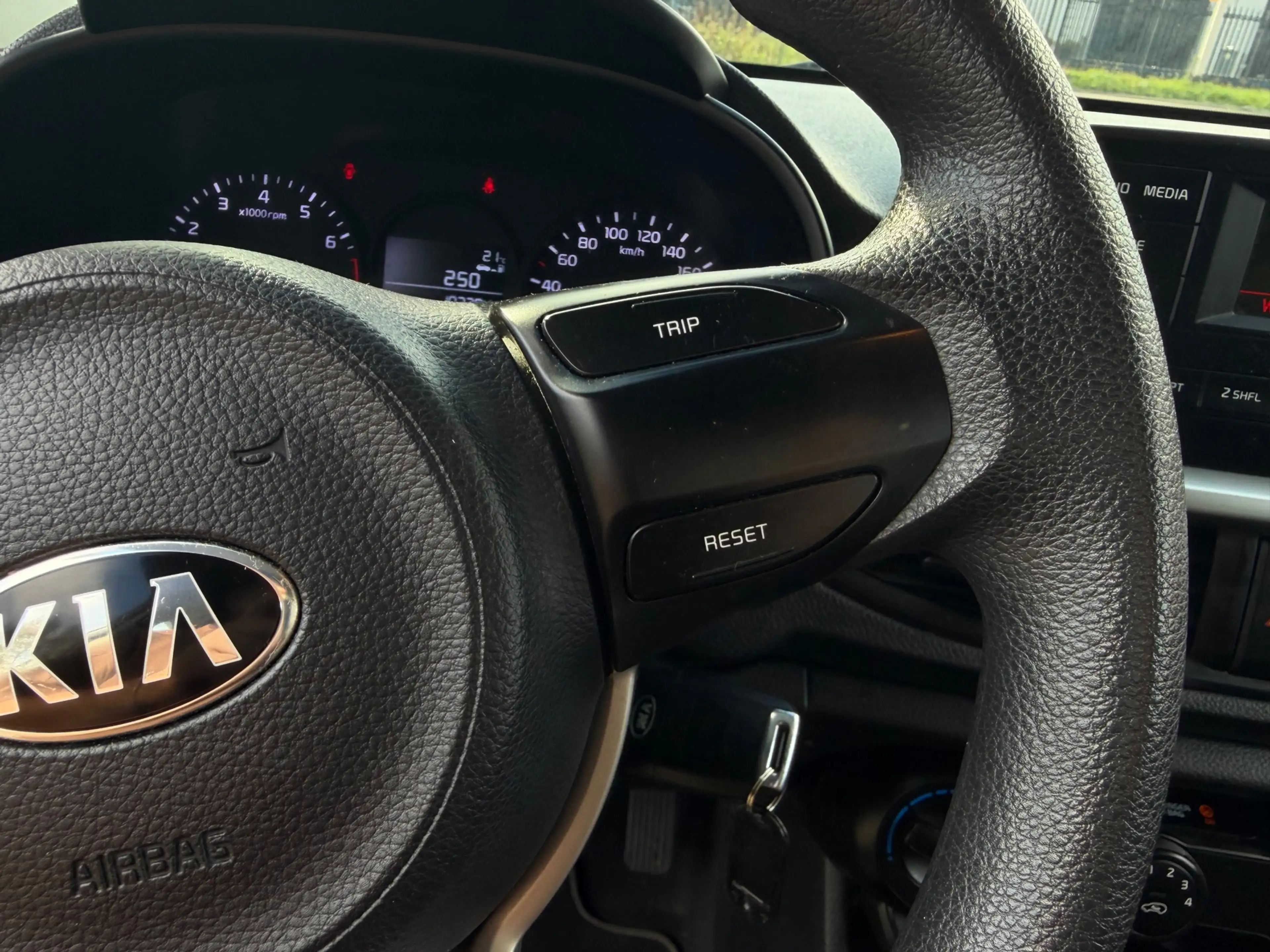 Kia Picanto 1.0 CVVT EconomyPlusLine Airco elektrische ramen s — photo 14