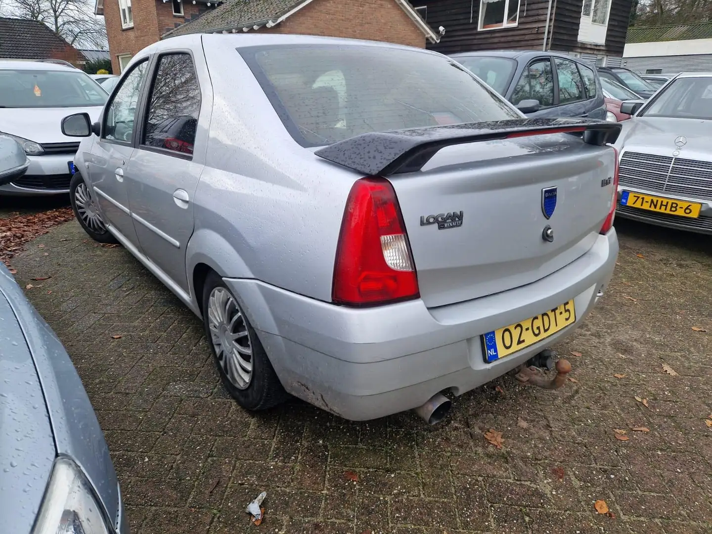Dacia Logan 1.6-16V Prestige BENZINE/LPG Gris - 2