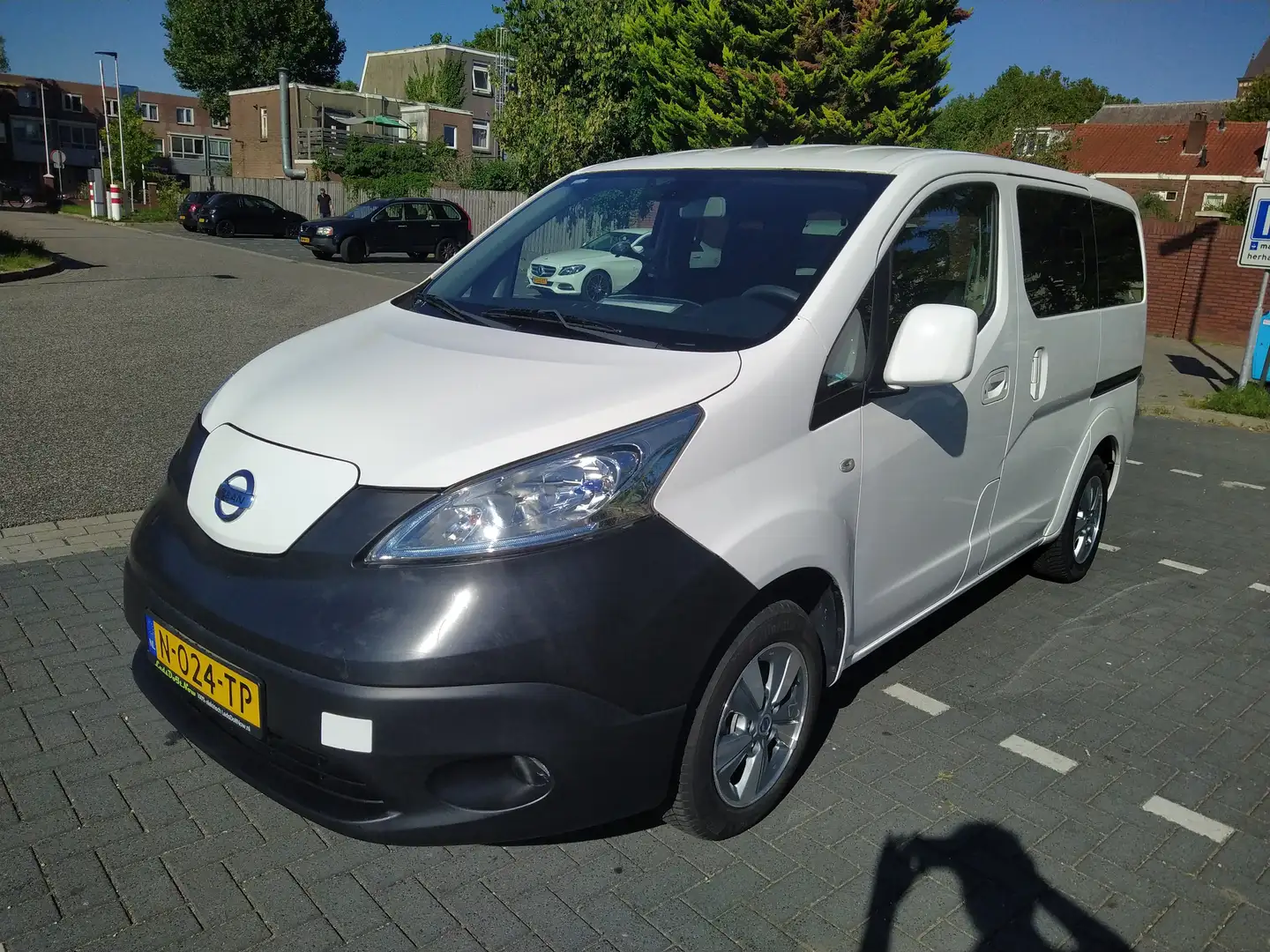 Nissan E-NV200 40 kWh Connection Edition 6p Weiß - 1